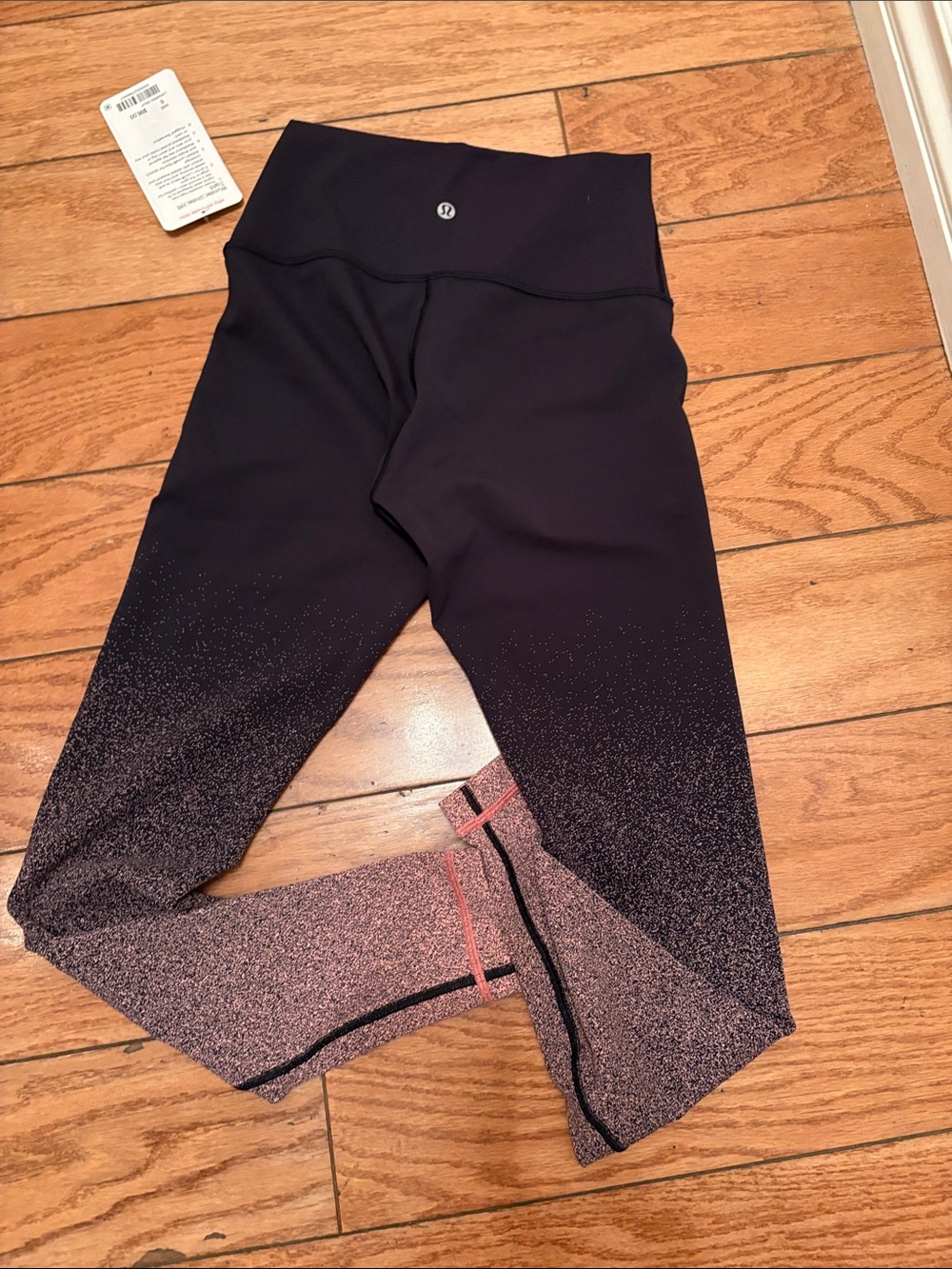 Lululemon - Picture 6 of 6